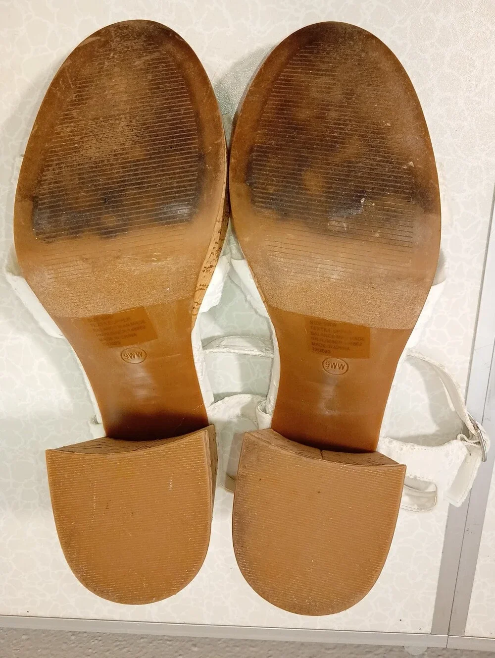TORRID White Lace Knot Cork Wedge Sandals sz 9WW
